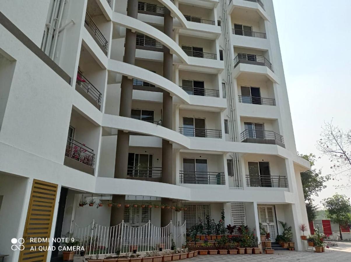 Stay Nc Homestay Nashik Luaran gambar