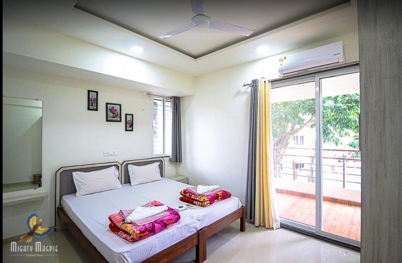 Stay Nc Homestay Nashik Luaran gambar