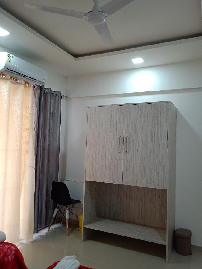 Stay Nc Homestay Nashik Luaran gambar