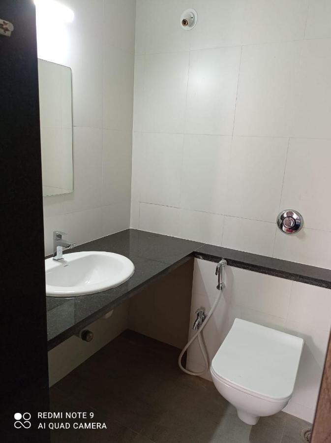 Stay Nc Homestay Nashik Luaran gambar